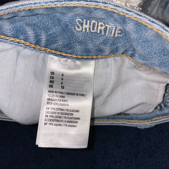 AMERICAN EAGLE jean short - size 6 - Free Shipping! - Picture 3 of 4